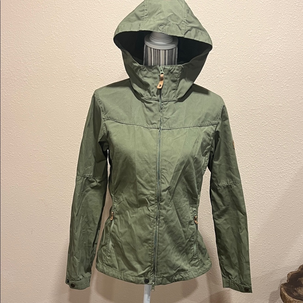 Women's Fjallraven Green Hooded Rain Jacket